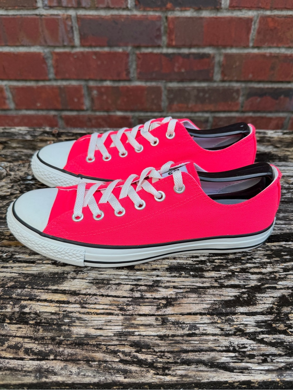 Converse Chuck Taylor All Star Unisex M-7 W-9 Pink Low Top Canvas Sneakers X2 - Picture 13 of 14